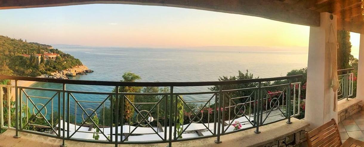 Villa Eos Gaios Extérieur photo